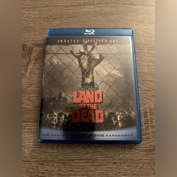 📀 3/$15 or 4/$20 📀 Land of the Dead Bluray - Picture 1 of 3